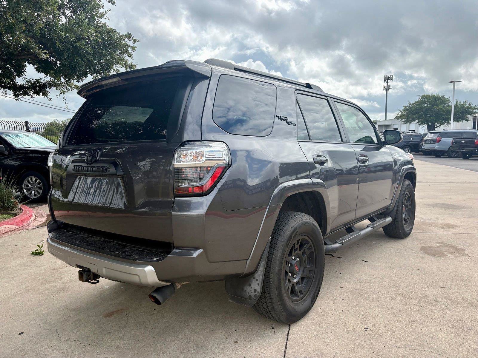 Used 2022 Toyota 4Runner TRD Off-Road Premium w/ Moonroof Package AWD/4WD image 5