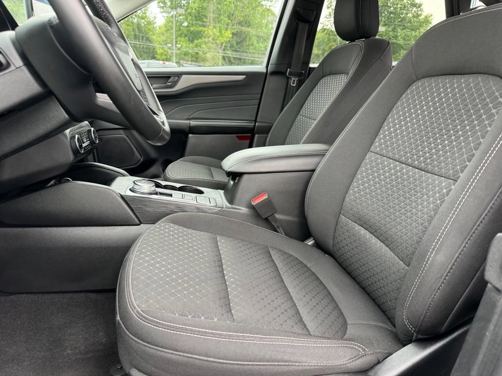Certified 2023 Ford Escape Active AWD/4WD image 15