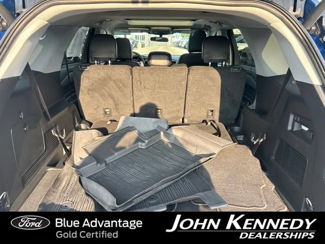 Certified 2023 Ford Explorer XLT w/ Equipment Group 202A AWD/4WD image 13