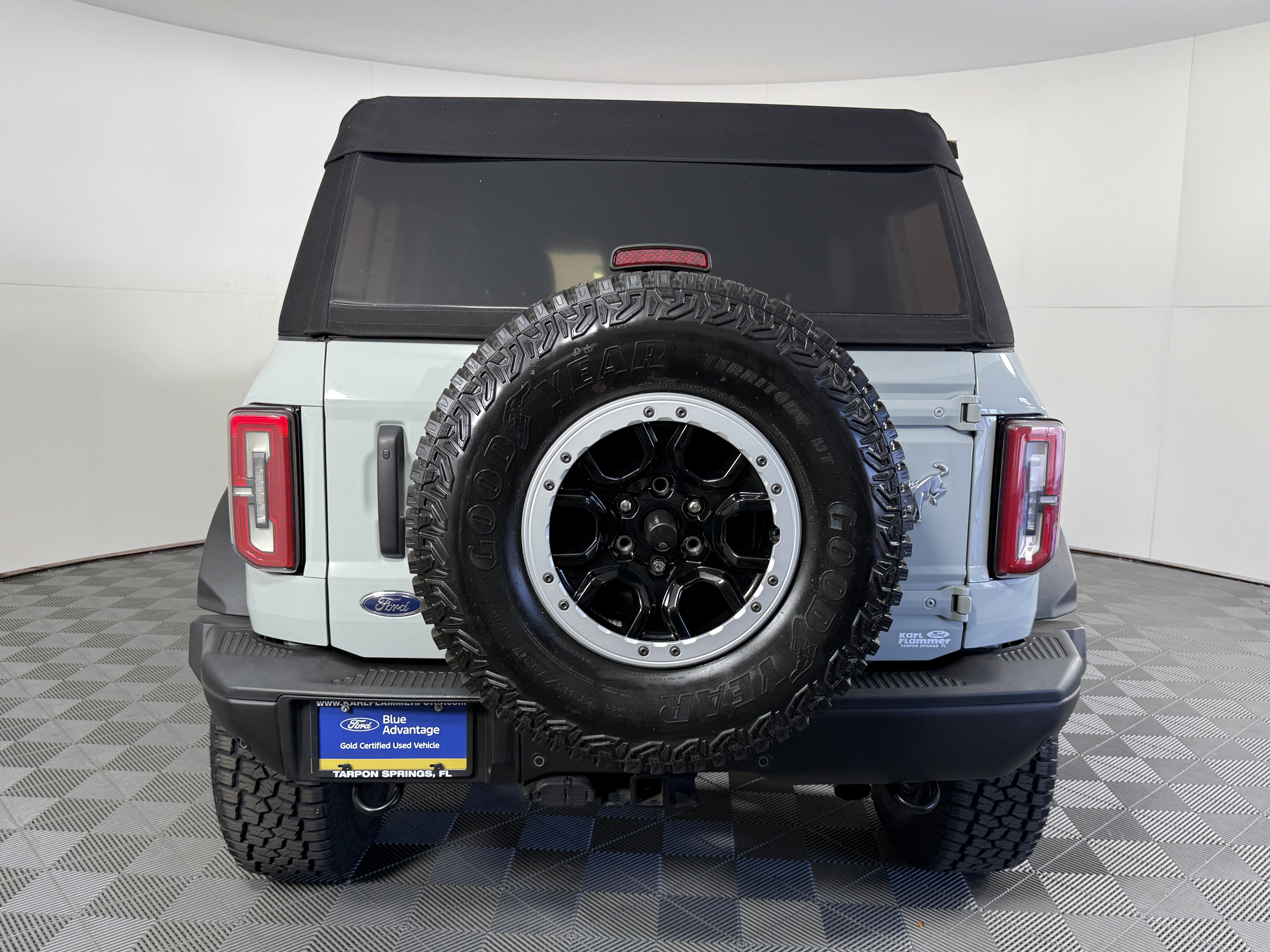 Certified 2022 Ford Bronco Badlands w/ Sasquatch Package AWD/4WD image 4