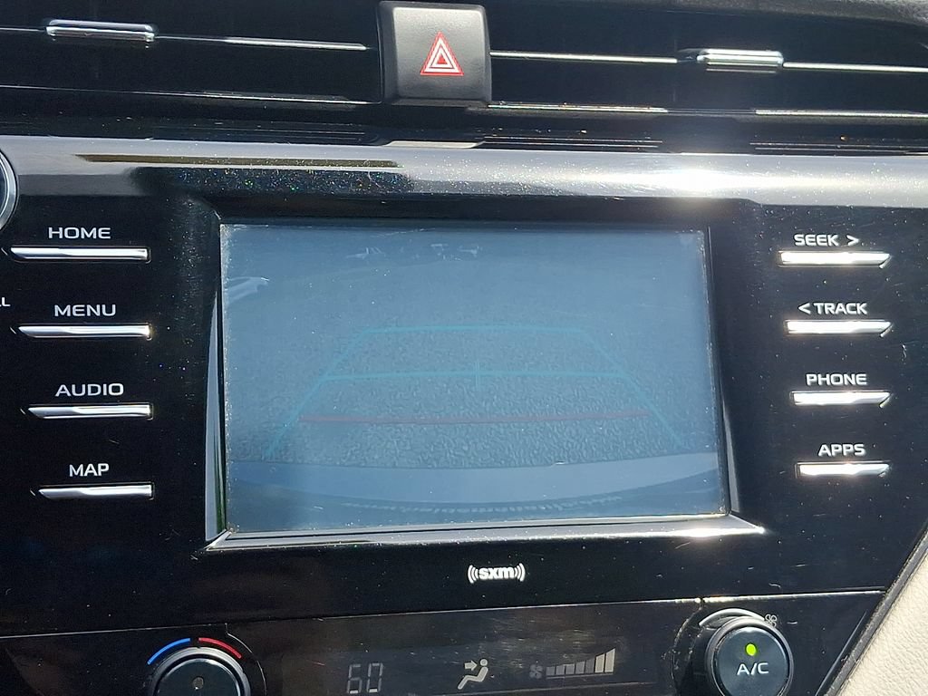 Used 2020 Toyota Camry SE FWD image 18