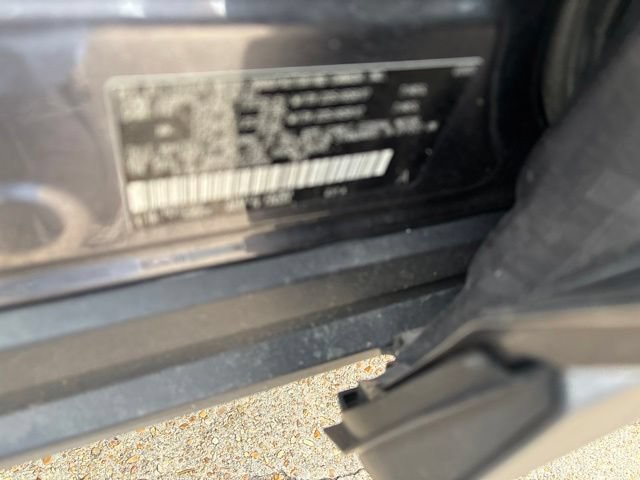 Used 2025 Toyota RAV4 XLE FWD image 12