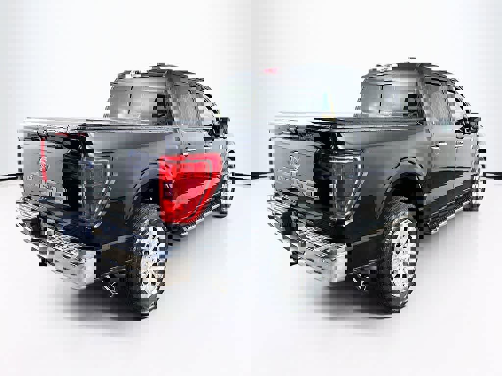 Certified 2022 Ford F150 XLT w/ Equipment Group 302A High image 5