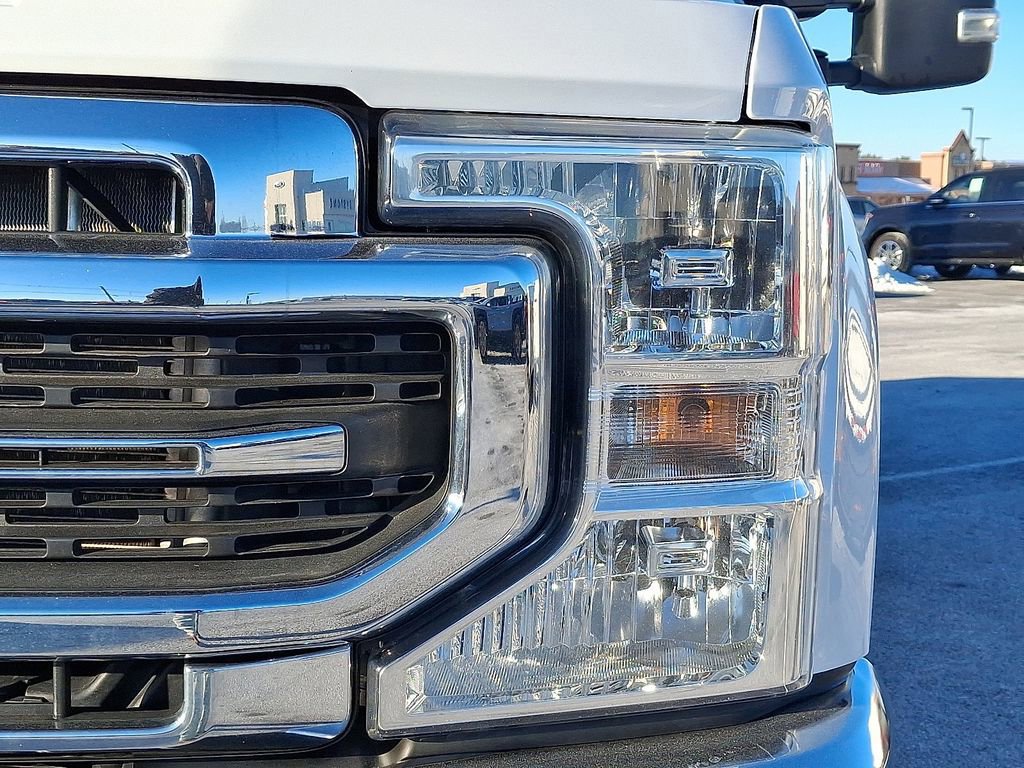 Certified 2021 Ford F350 Lariat w/ Lariat Value Package image 9