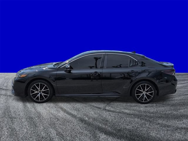 Used 2024 Toyota Camry SE w/ Convenience Package FWD image 7