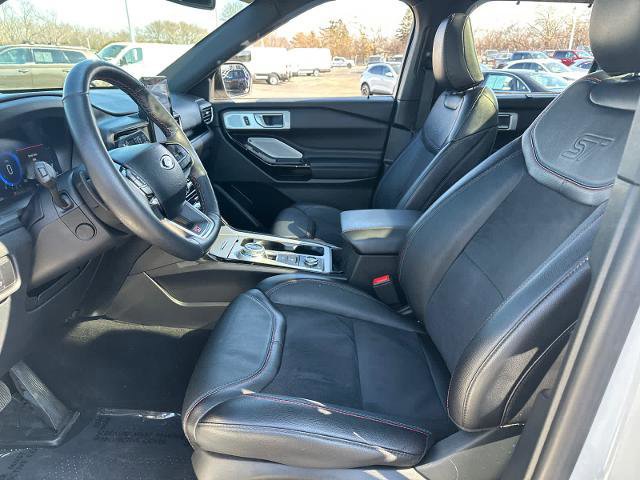 Certified 2024 Ford Explorer ST w/ Equipment Group 401A image 27