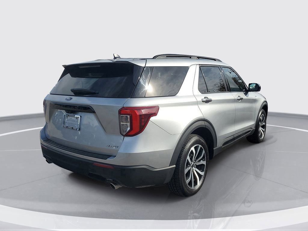 Certified 2023 Ford Explorer ST-Line image 4
