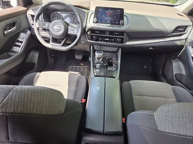 Used 2023 Nissan Rogue SV FWD image 14