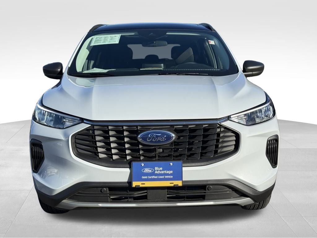 Certified 2025 Ford Escape Active w/ Cold Weather Package image 8
