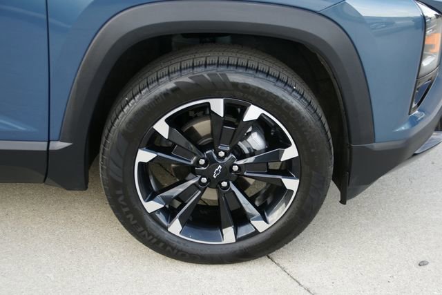 Used 2025 Chevrolet Equinox RS w/ Safety and Technology Package image 9