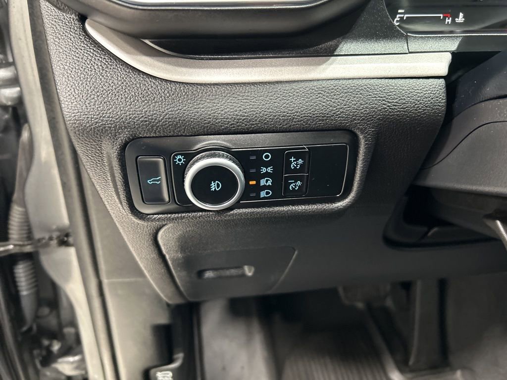 Certified 2023 Ford Explorer XLT w/ Equipment Group 202A AWD/4WD image 14