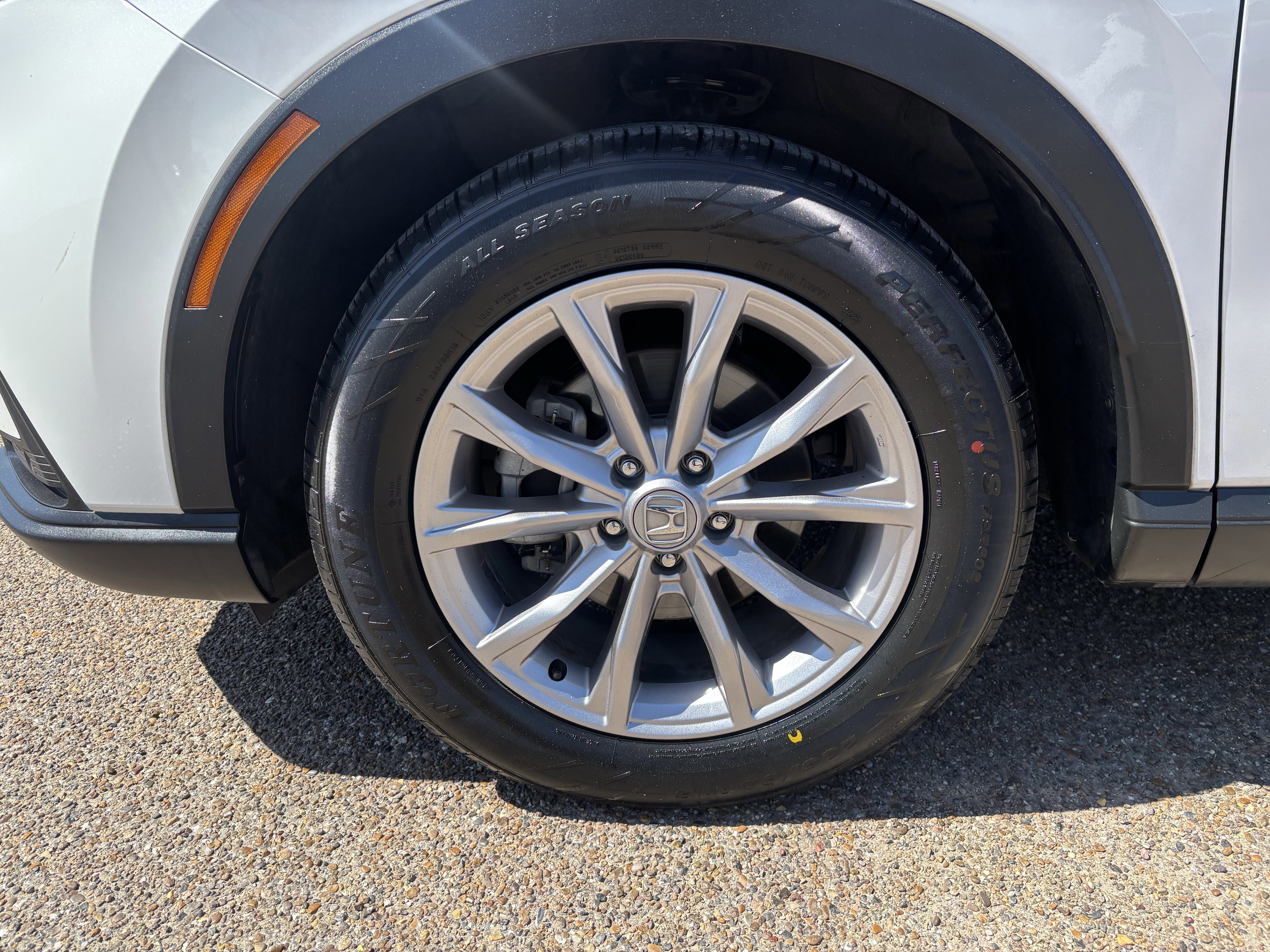 Used 2024 Honda CR-V EX-L image 8