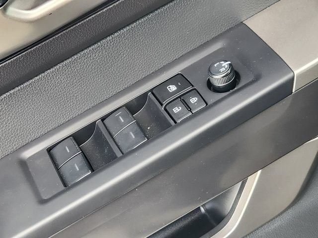 Used 2025 Toyota Tundra SR5 AWD/4WD image 21