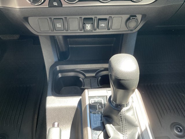 Used 2022 Toyota Tacoma SR5 AWD/4WD image 22