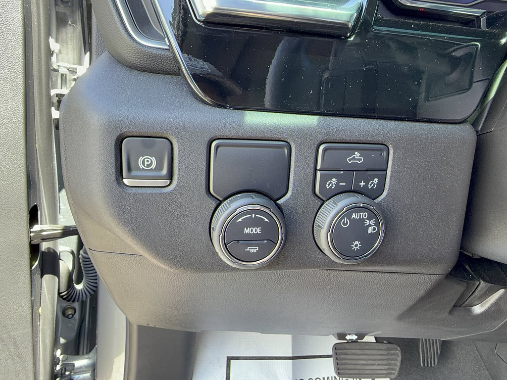 Used 2025 Chevrolet Silverado 1500 LT w/ All Star Edition Plus RWD image 27