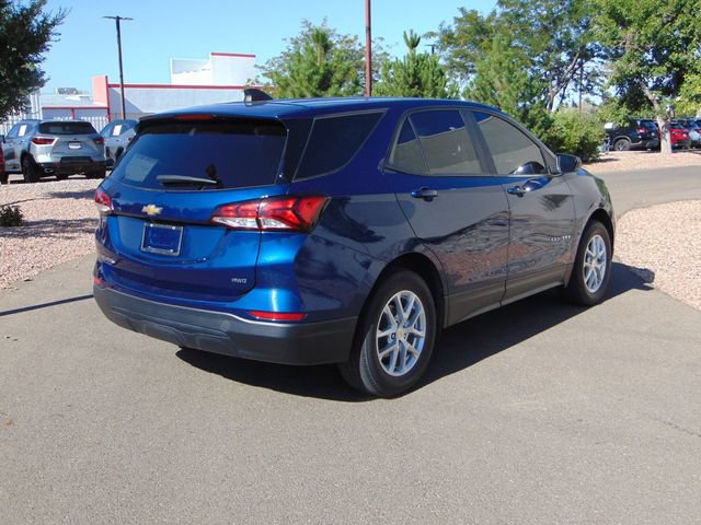 Used 2022 Chevrolet Equinox LS w/ LS Convenience Package AWD/4WD image 6