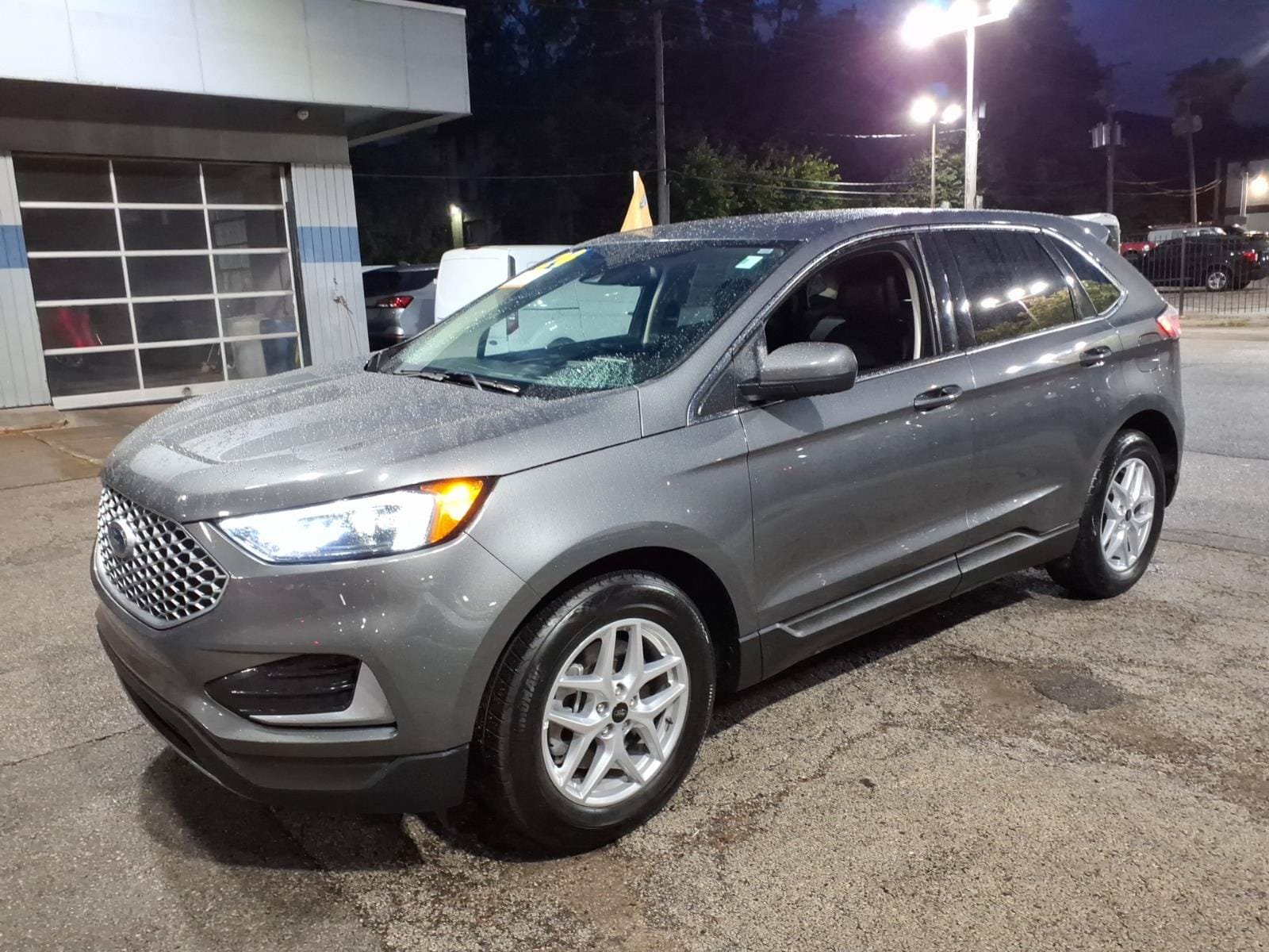 Certified 2024 Ford Edge SEL AWD/4WD image 6