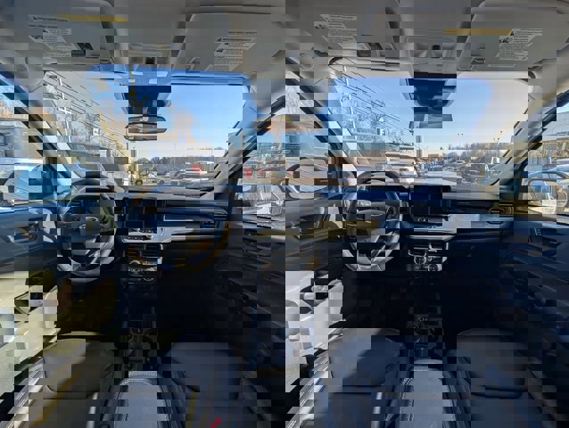 Certified 2023 Ford Maverick Lariat w/ Lariat Luxury Package image 17