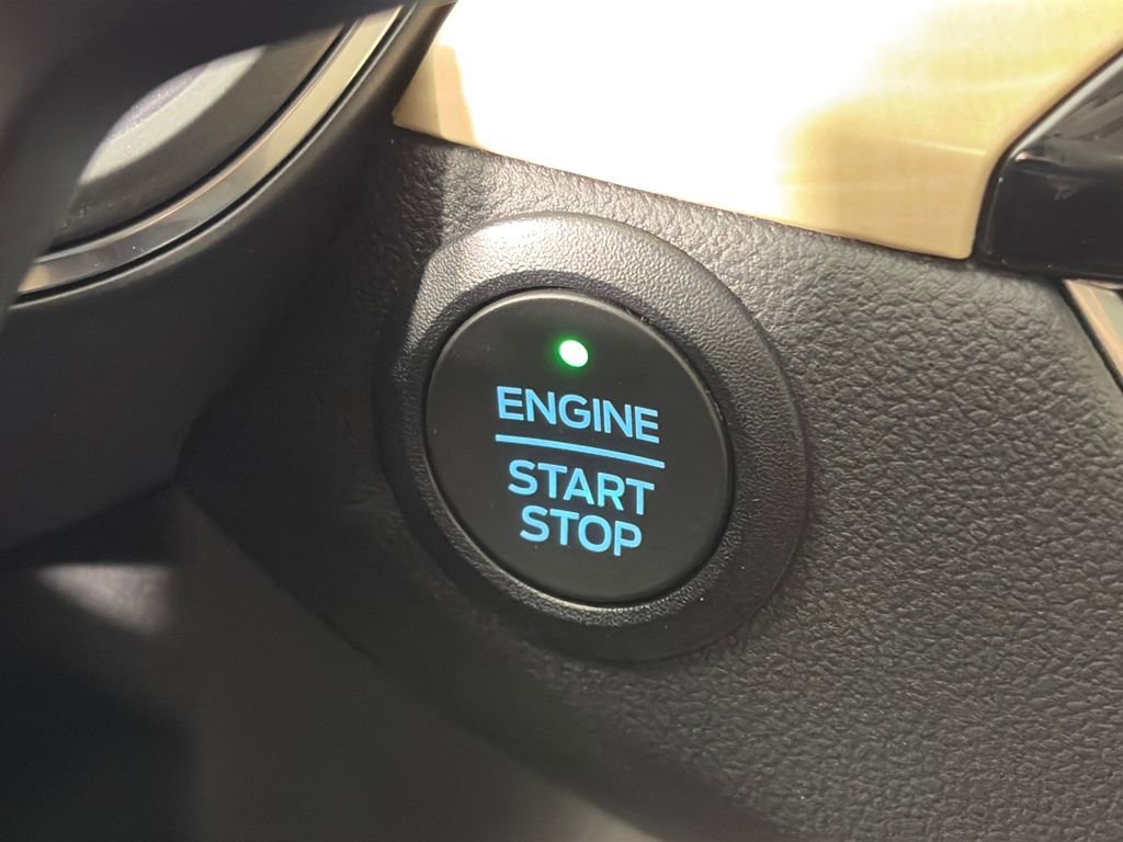 Certified 2021 Ford Escape Titanium w/ Titanium Elite Package image 21