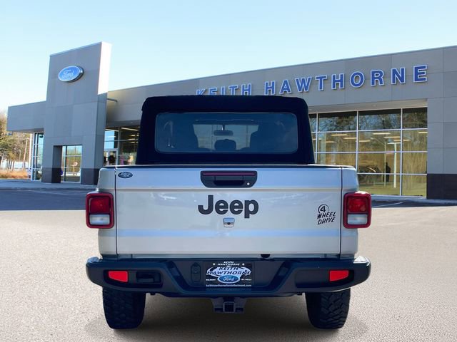 Used 2023 Jeep Gladiator Willys image 5