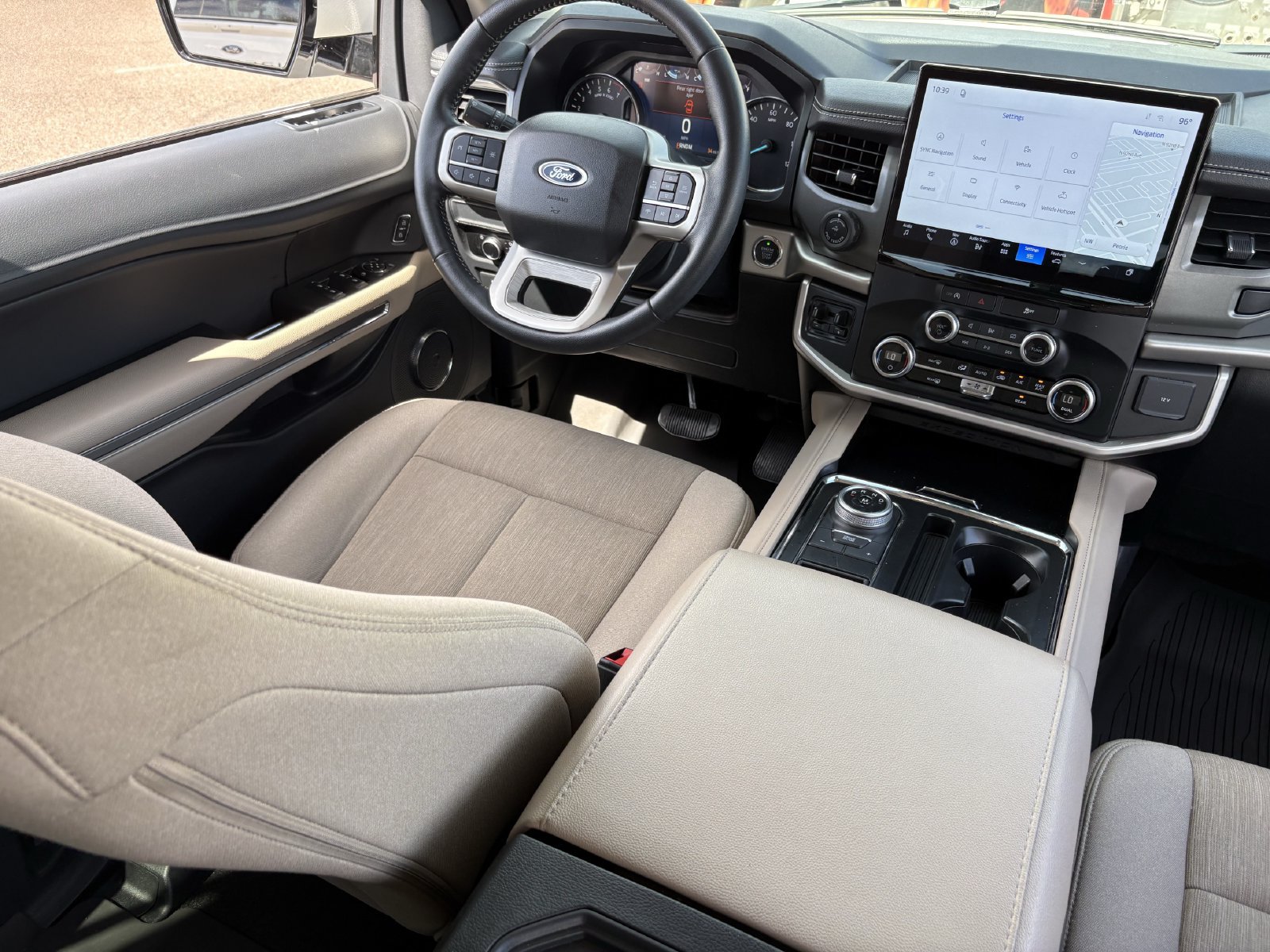 Certified 2024 Ford Expedition Max XLT RWD image 19