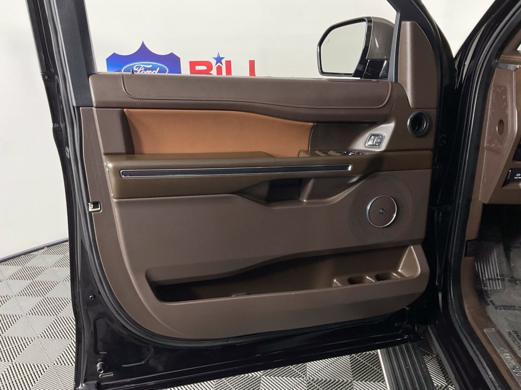 Certified 2023 Ford Expedition King Ranch AWD/4WD image 12