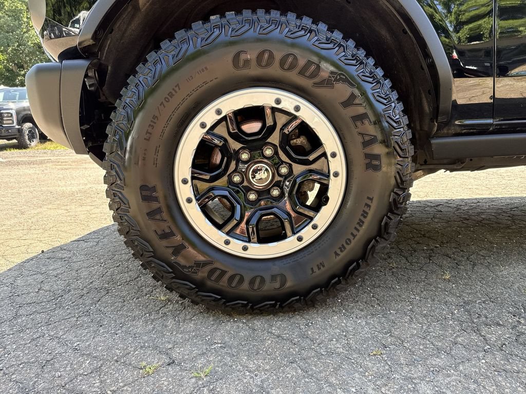 Certified 2023 Ford Bronco Badlands w/ Sasquatch Package AWD/4WD image 10