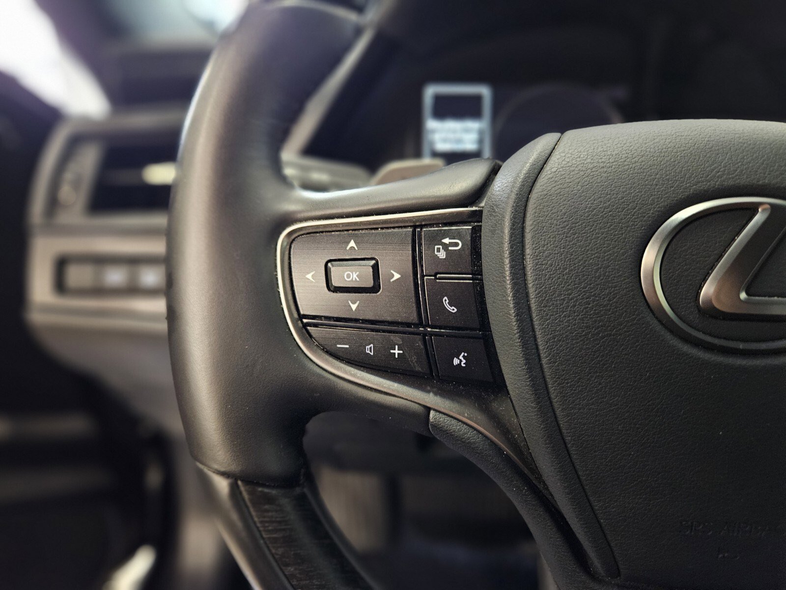 Used 2025 Lexus ES 350 Ultra Luxury image 26