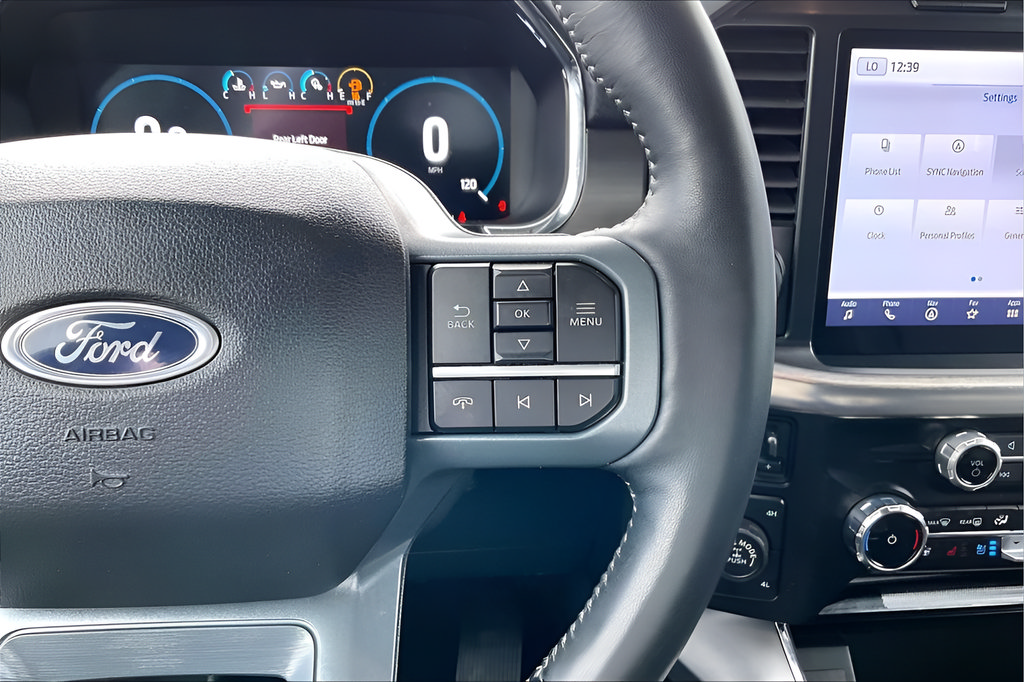 Certified 2023 Ford F150 Lariat w/ Trailer Tow Package AWD/4WD image 11