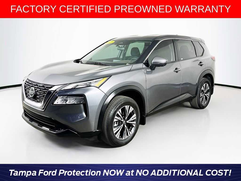 Used 2021 Nissan Rogue SV image 1