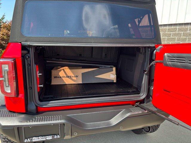 Certified 2024 Ford Bronco Badlands w/ Sasquatch Package AWD/4WD image 12