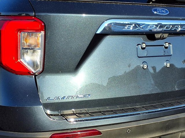Certified 2023 Ford Explorer Limited w/ Limited Technology Package image 29