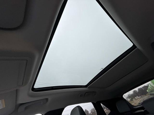 Certified 2025 Ford Escape SE image 28