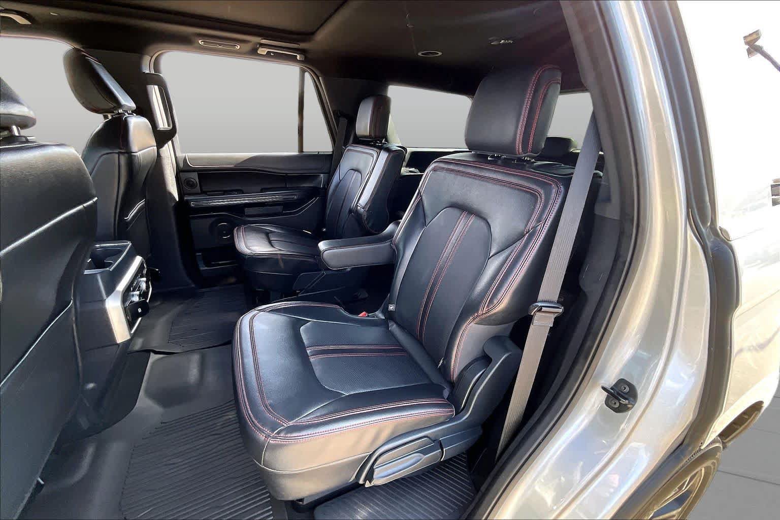 Certified 2024 Ford Expedition Limited AWD/4WD image 20