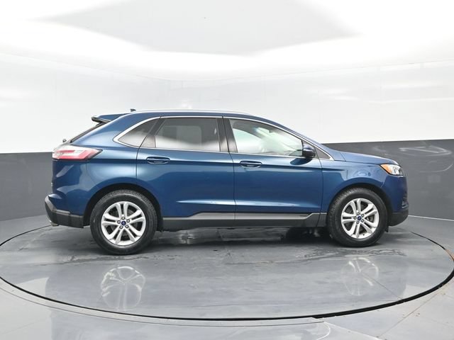 Certified 2020 Ford Edge SEL w/ Convenience Package AWD/4WD image 3