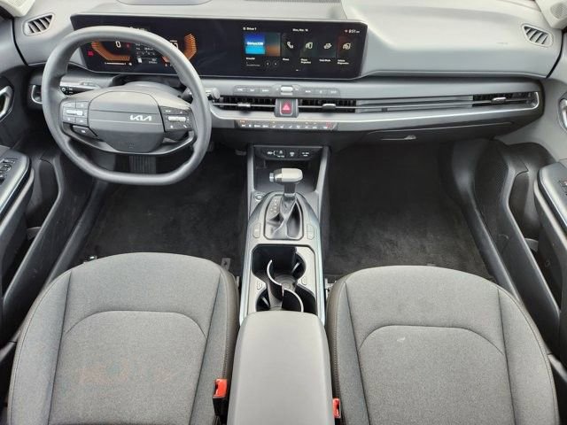 Used 2025 Kia K4 LXS image 26