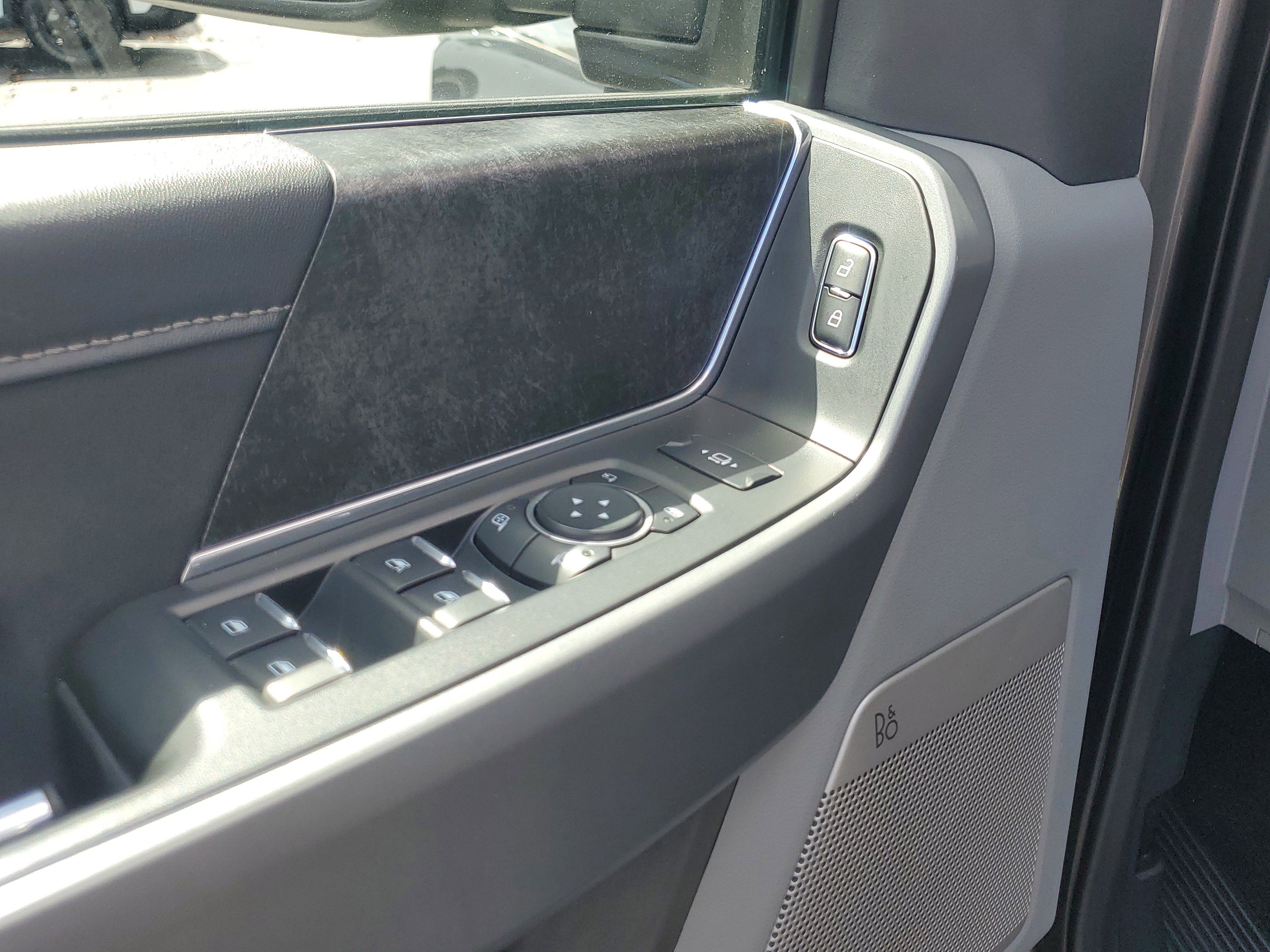 Certified 2024 Ford F250 XLT w/ XLT Premium Package image 17