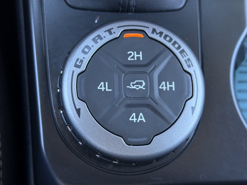 Certified 2025 Ford Bronco Badlands AWD/4WD image 32