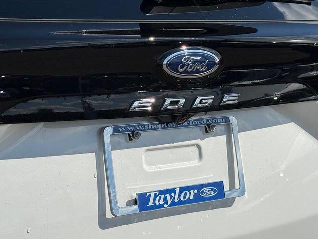 Certified 2021 Ford Edge Titanium AWD/4WD image 30