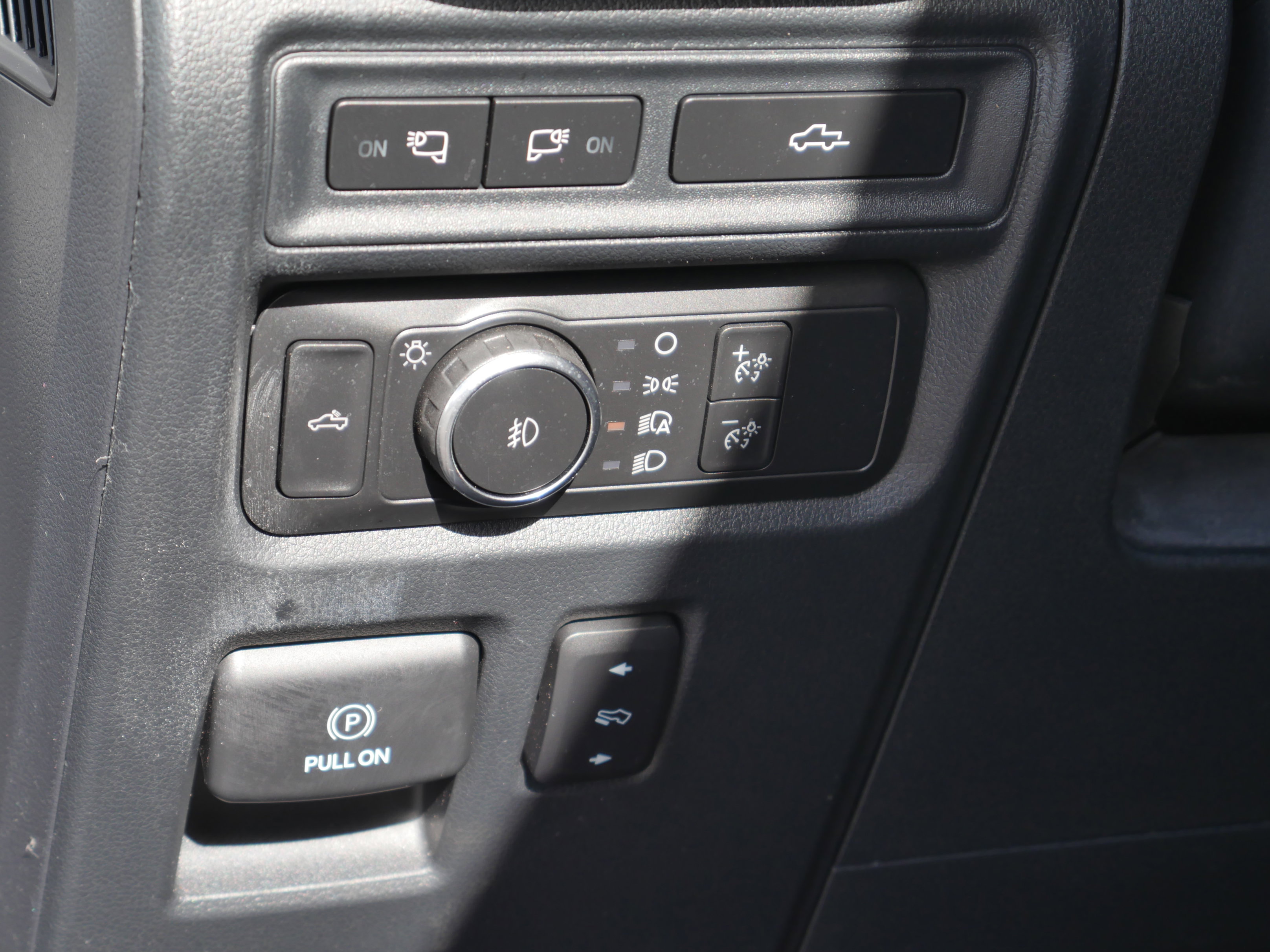 Certified 2021 Ford F150 Lariat w/ Equipment Group 502A High image 6