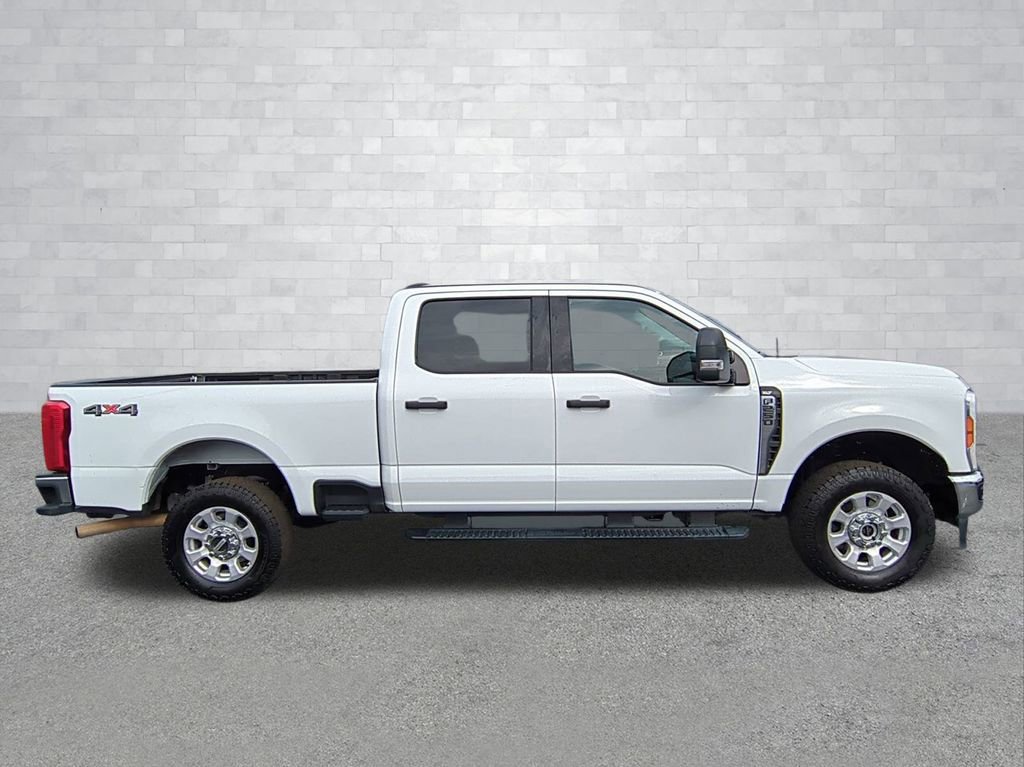 Certified 2024 Ford F250 XLT AWD/4WD image 3