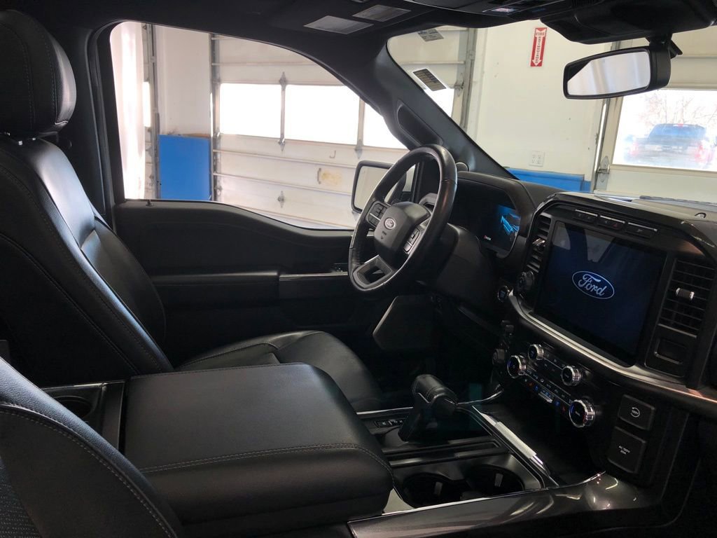 Certified 2022 Ford F150 Lariat w/ Equipment Group 502A High image 24