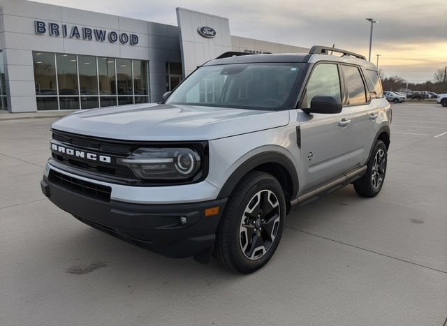 Certified 2023 Ford Bronco Sport Outer Banks w/ Tech Package AWD/4WD video 1