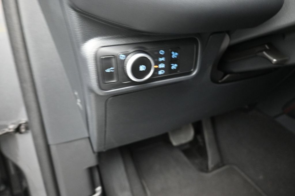 Certified 2025 Ford Explorer ST-Line AWD/4WD image 13