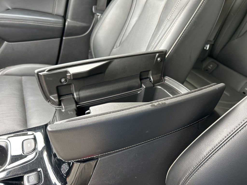 Used 2023 Buick Envision Essence FWD image 32