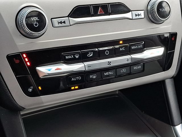 Certified 2024 Ford Explorer XLT w/ Equipment Group 202A AWD/4WD image 19