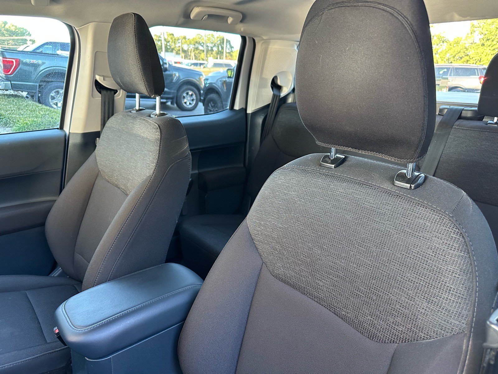 Certified 2025 Ford Maverick XL FWD image 20