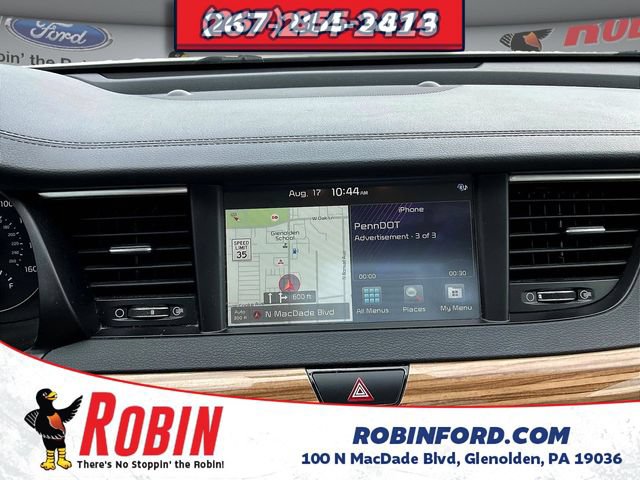 Used 2017 Kia Cadenza Premium w/ Luxury Package FWD image 16