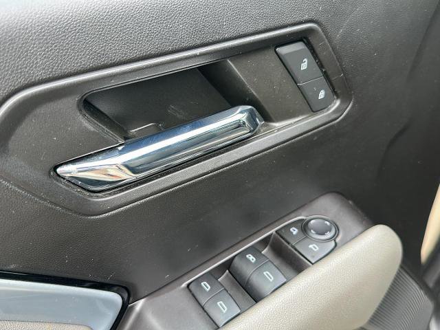 Used 2024 Chevrolet Colorado ZR2 w/ Technology Package image 42