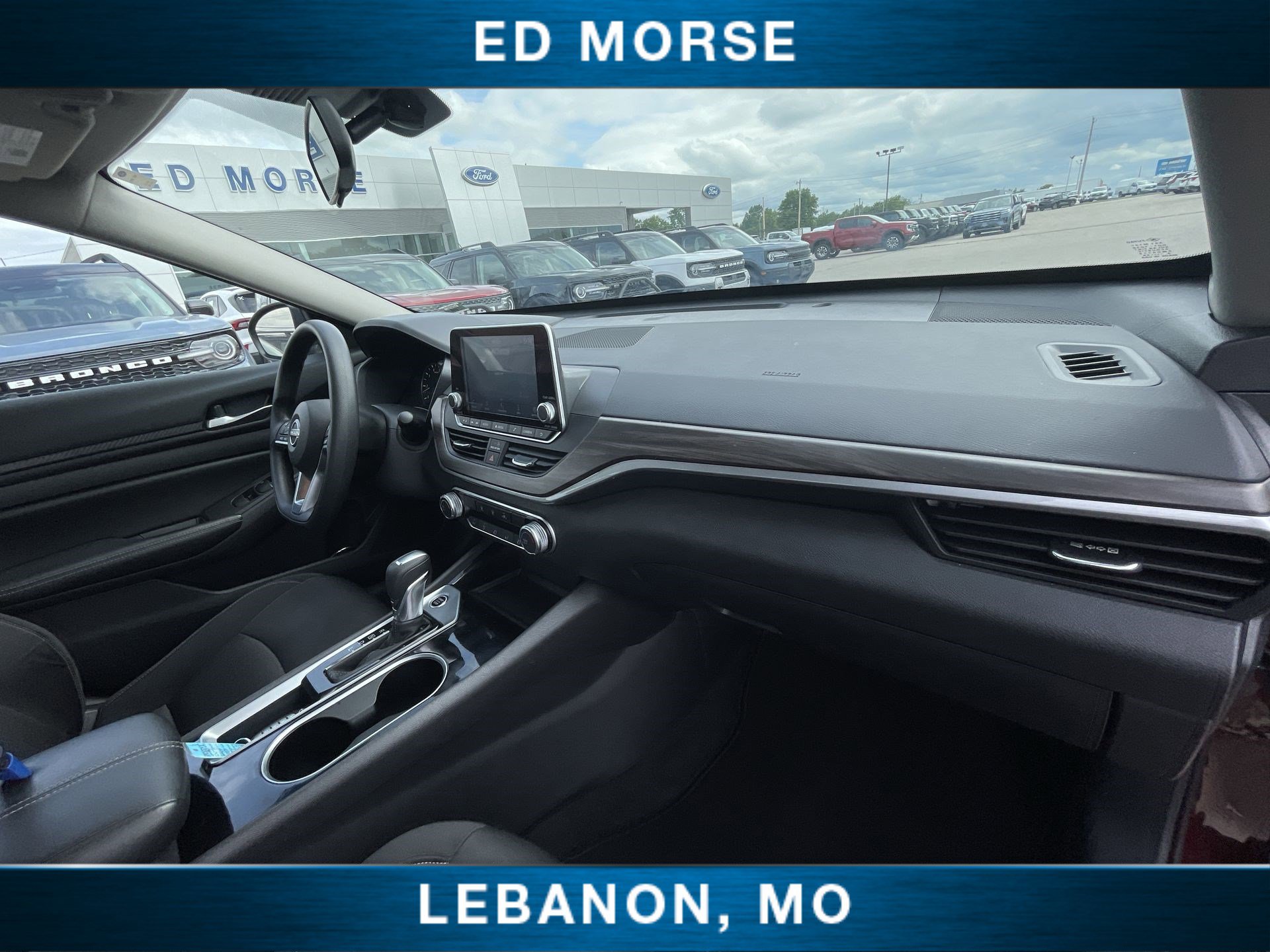 Used 2024 Nissan Altima 2.5 SV FWD image 26